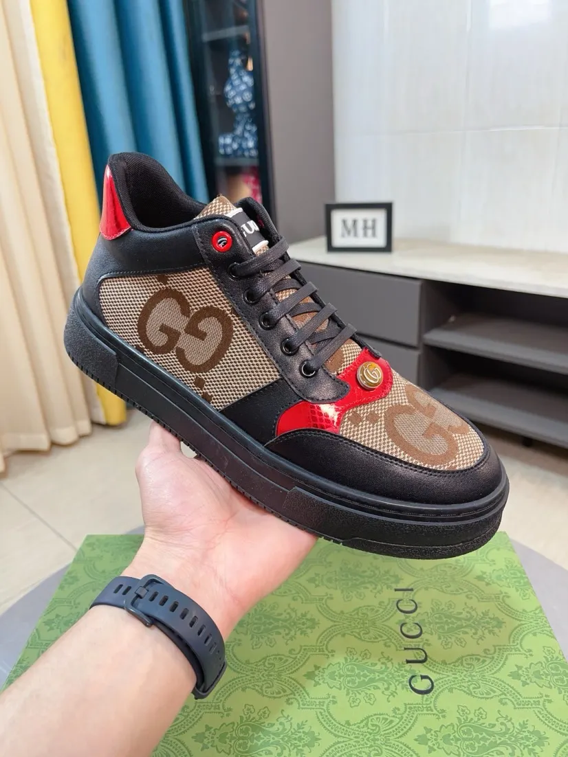Men's shoes 💰420🌹🌹GUCCI [Gucci] New high-top men's shoes, a high-end brand, the latest fashionable casual men's shoes, trendy and versatile, relaxed and sporty style, uppers imported from Italy, first-layer cowhide, genuine leather lining, and ultra-fine workmanship. Original personalized fashionable rubber wear-resistant outsole, light and comfortable on the foot, size 38-44